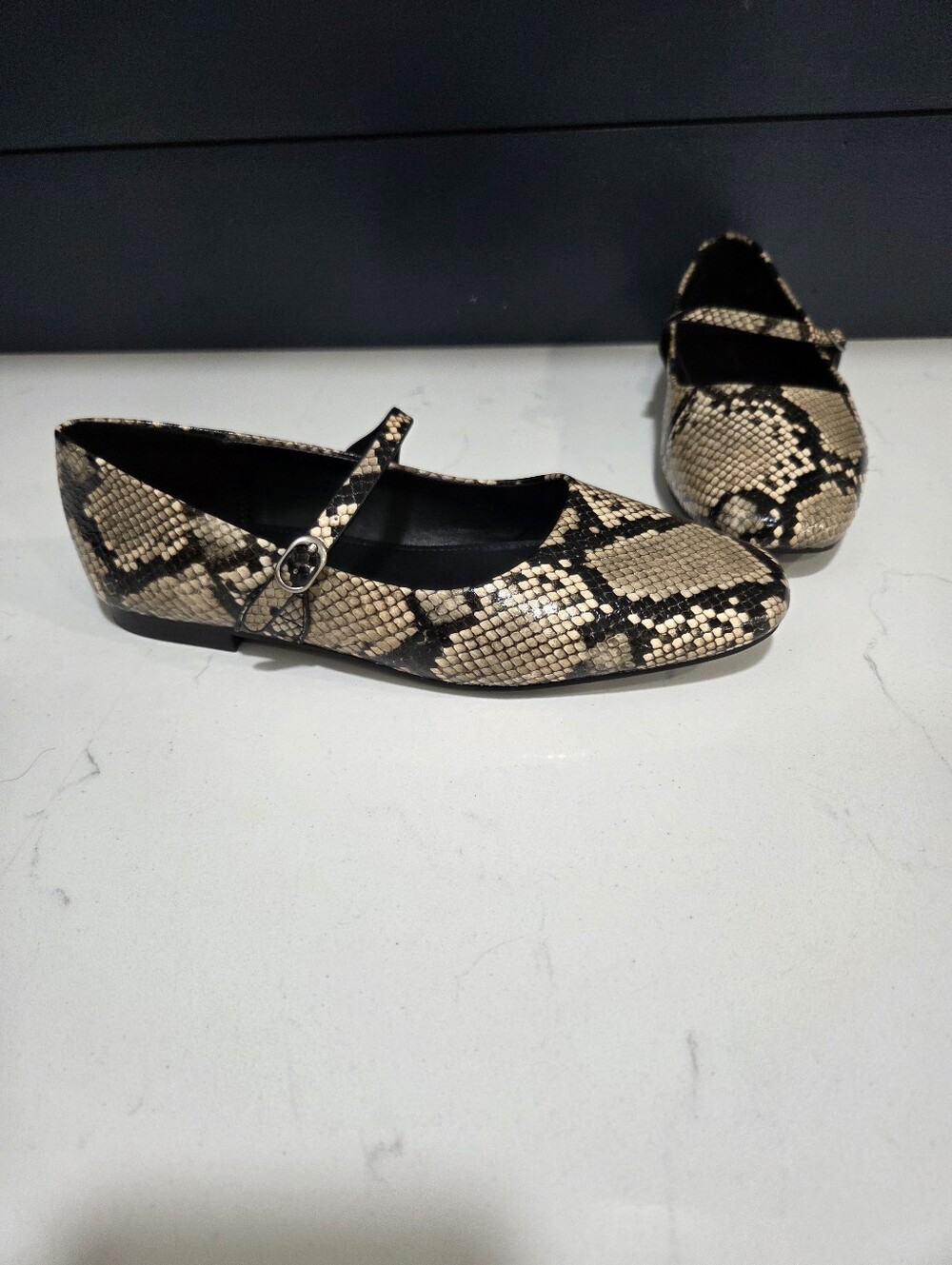 NWT Banana Republic Vegan Leather Maryjane Ballet Flats In Snakeskin Print SZ 8